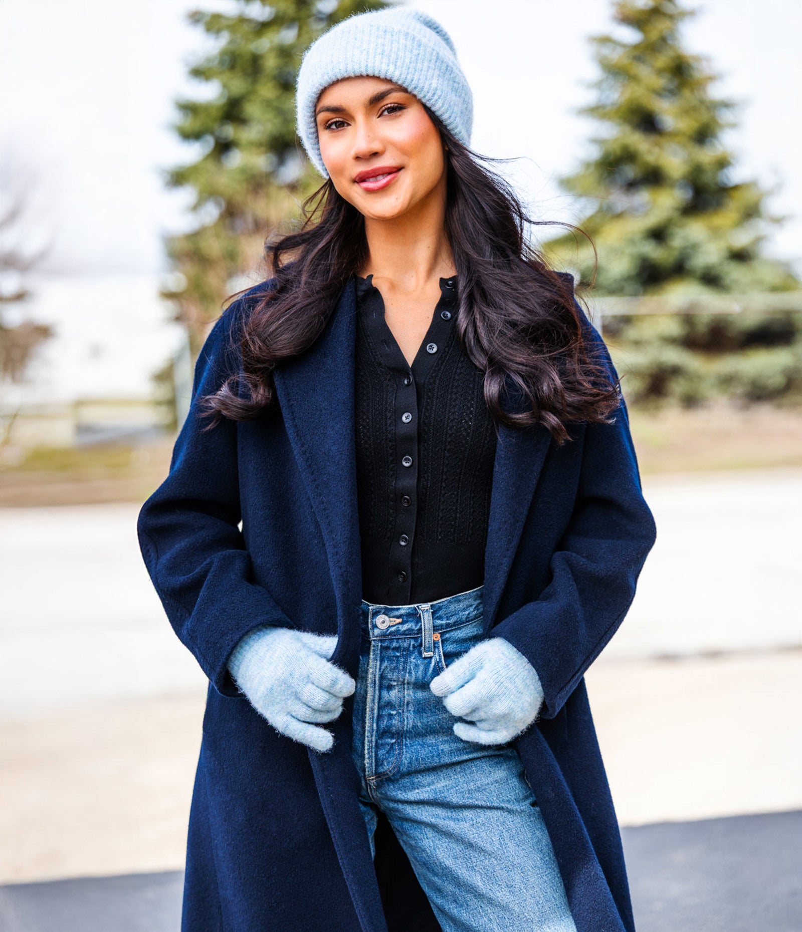 Britt's Knits Women's Powder Knit Gloves *SINGLES